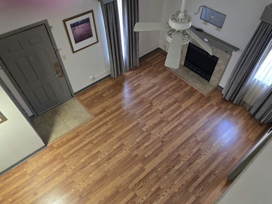 For Rent $2,400/month