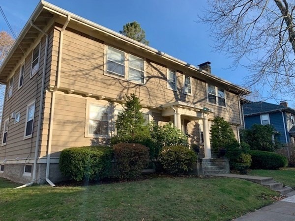 90 Withington Rd unit 1, Newtonville, MA 02460 - photo 1