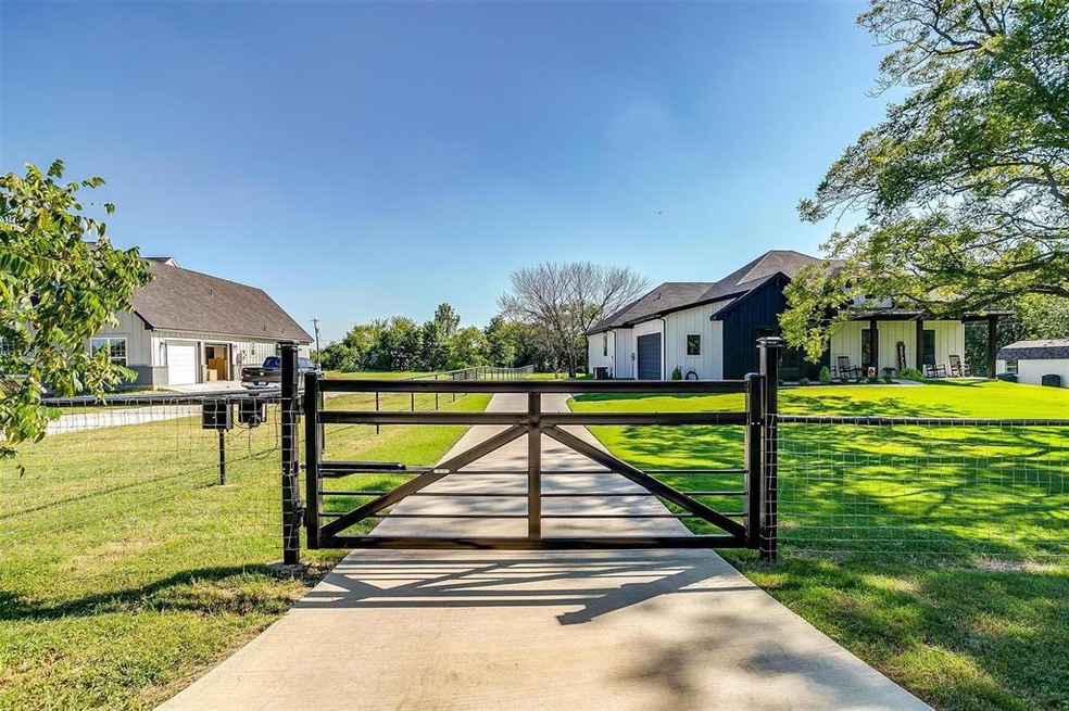 4204 County Road 703, Alvarado, TX 76009 - photo 1