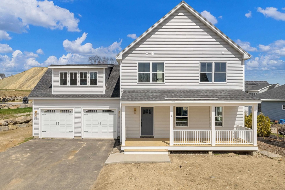 7 Eisenhower Dr, Rochester, NH 03867 - photo 1