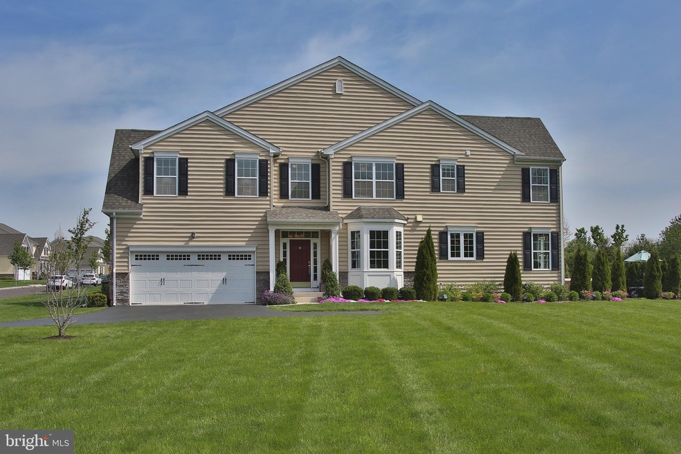 2001 Pleasant Valley Dr, Lansdale, PA 19446 - photo 1