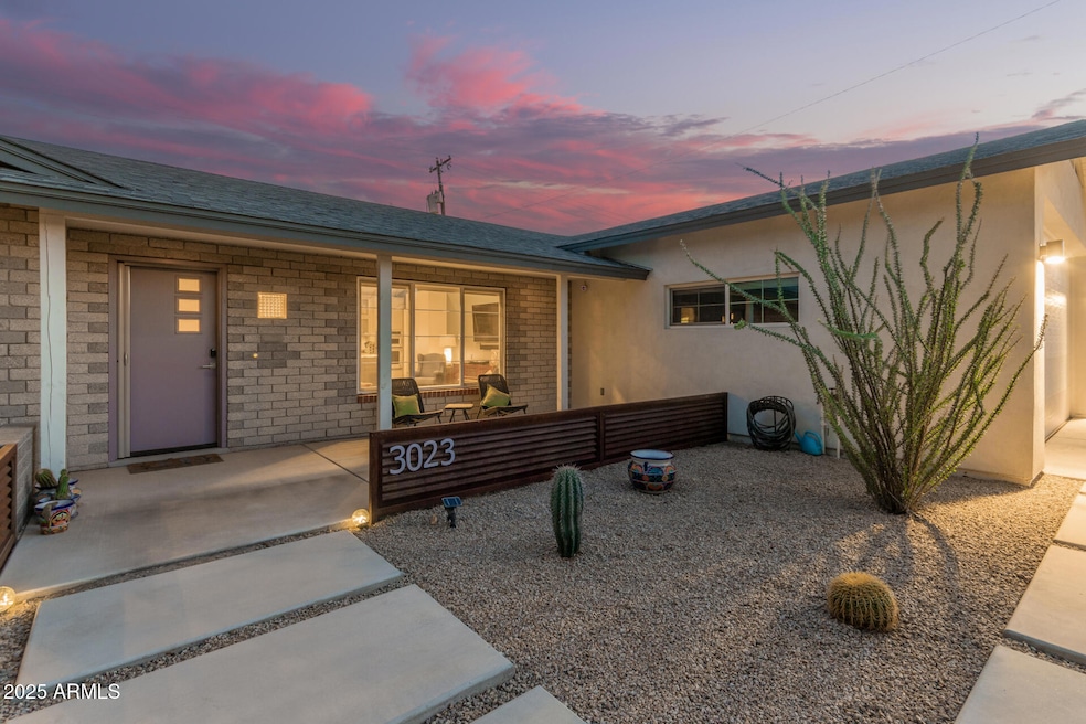 3023 E Sells Dr, Phoenix, AZ 85016 - photo 1