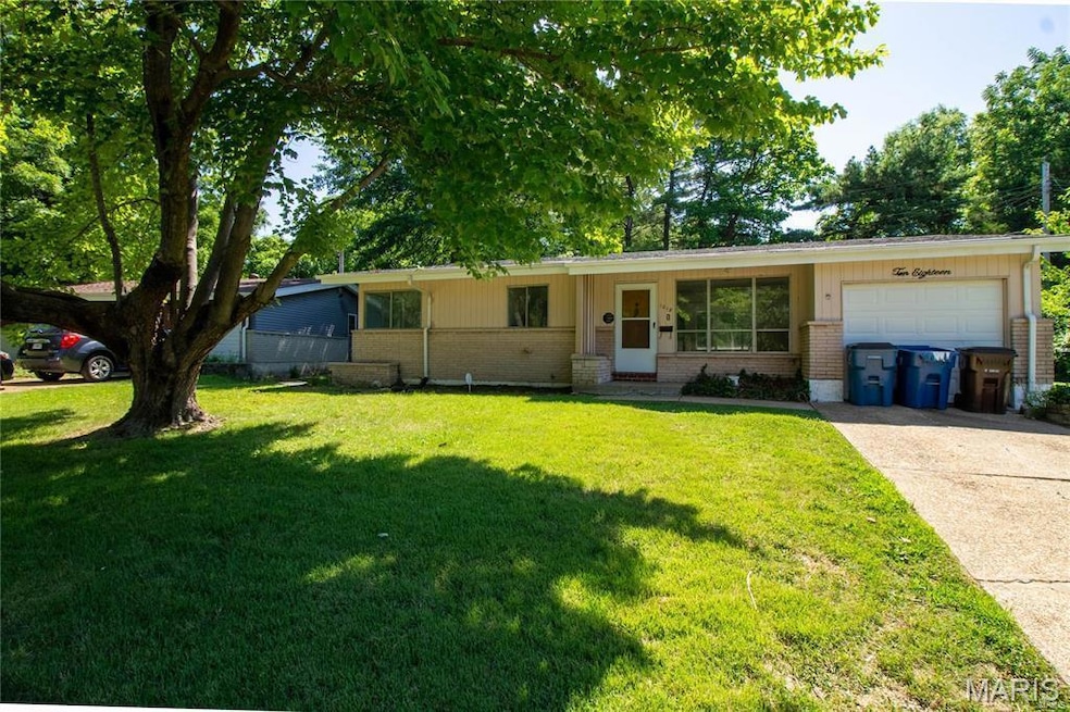 1018 Wylin Ct, Saint Louis, MO 63135 - photo 1