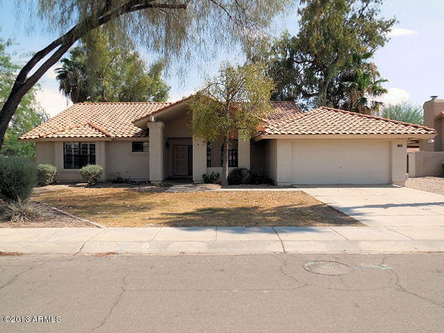 023-416812 - Front of House
