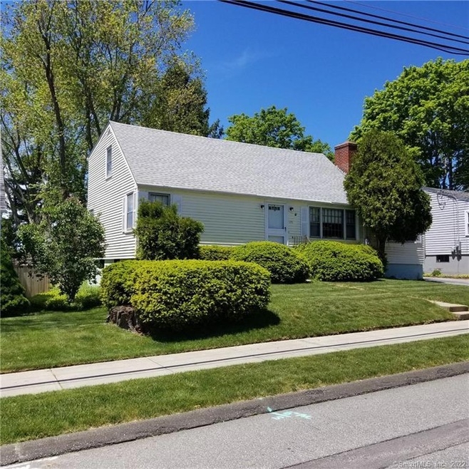 175 Ocean View Ave, Mystic, CT 06355 - photo 1