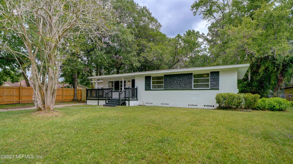6533 Barmer Dr S, Jacksonville, FL 32210 - photo 1