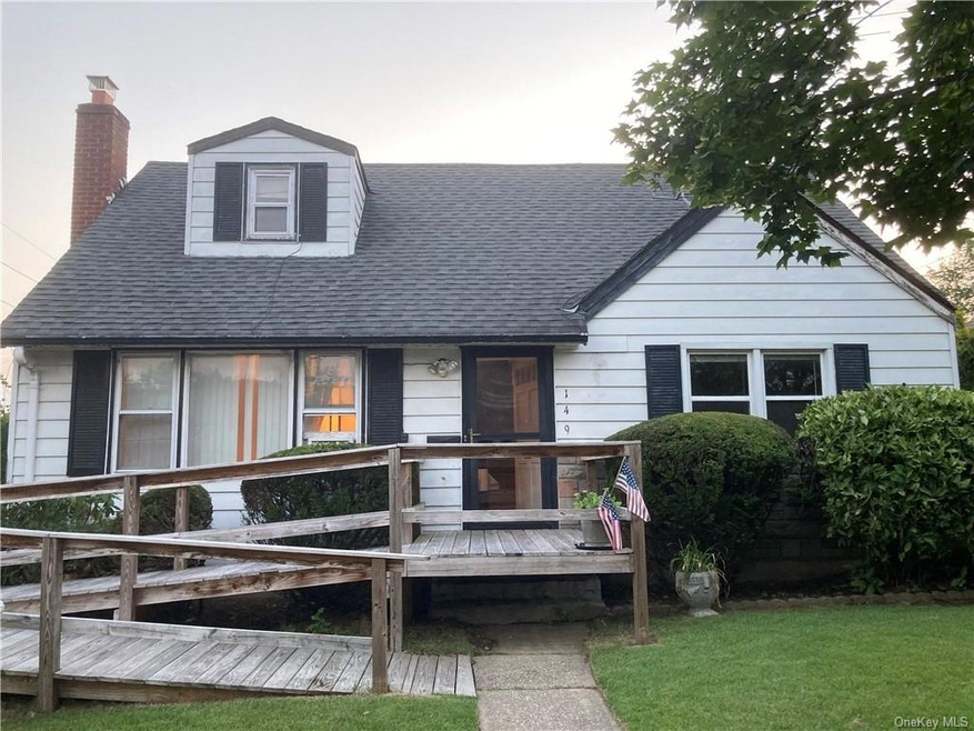 149 Barrymore Blvd, Franklin Square, NY 11010 - photo 1