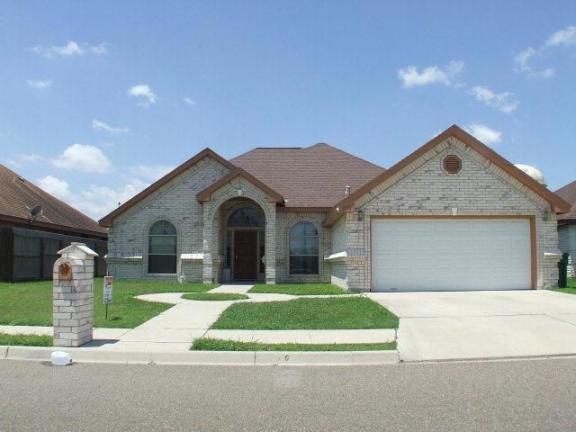 1813 N Gumwood St, Pharr, TX 78577 - photo 1