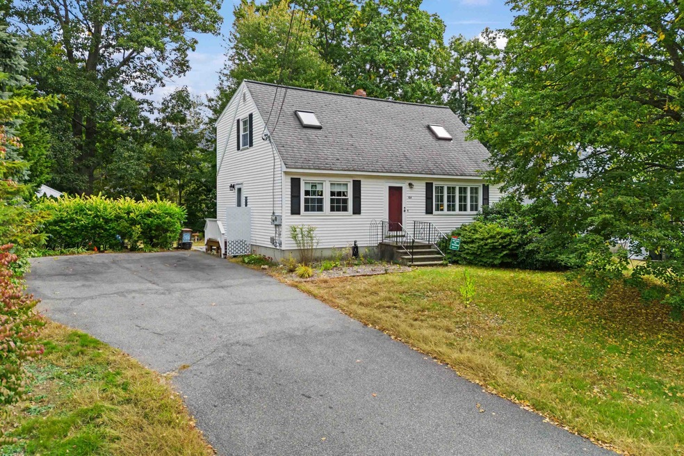 164 Hoyt St, Manchester, NH 03103 - photo 1
