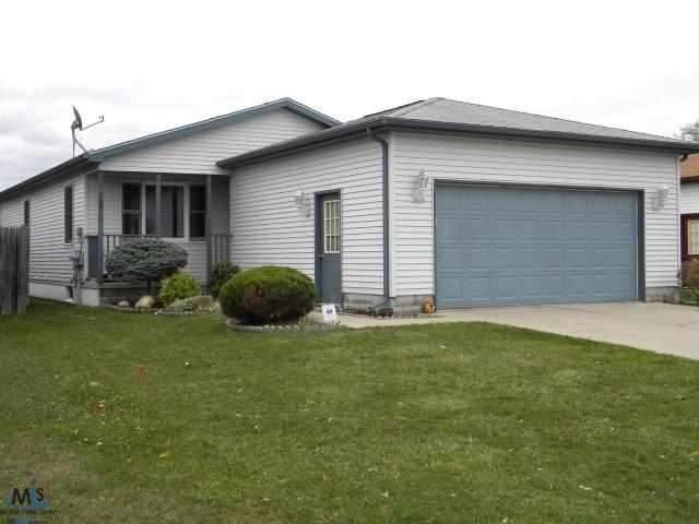 312 Botsford St, Port Huron, MI 48060 - photo 1