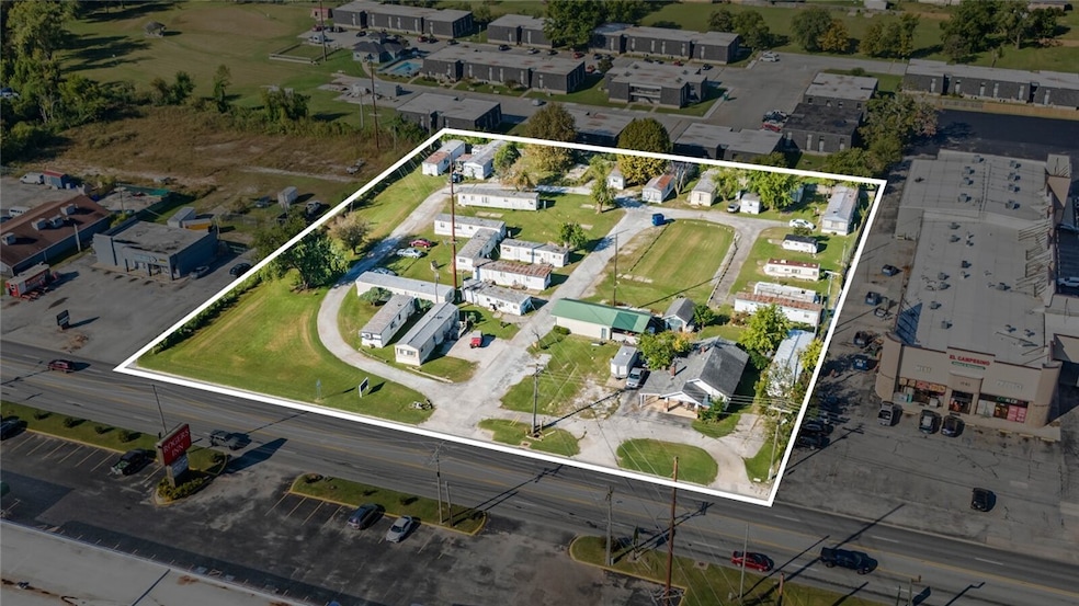 1904 S 8th St, Rogers, AR 72758 - photo 1