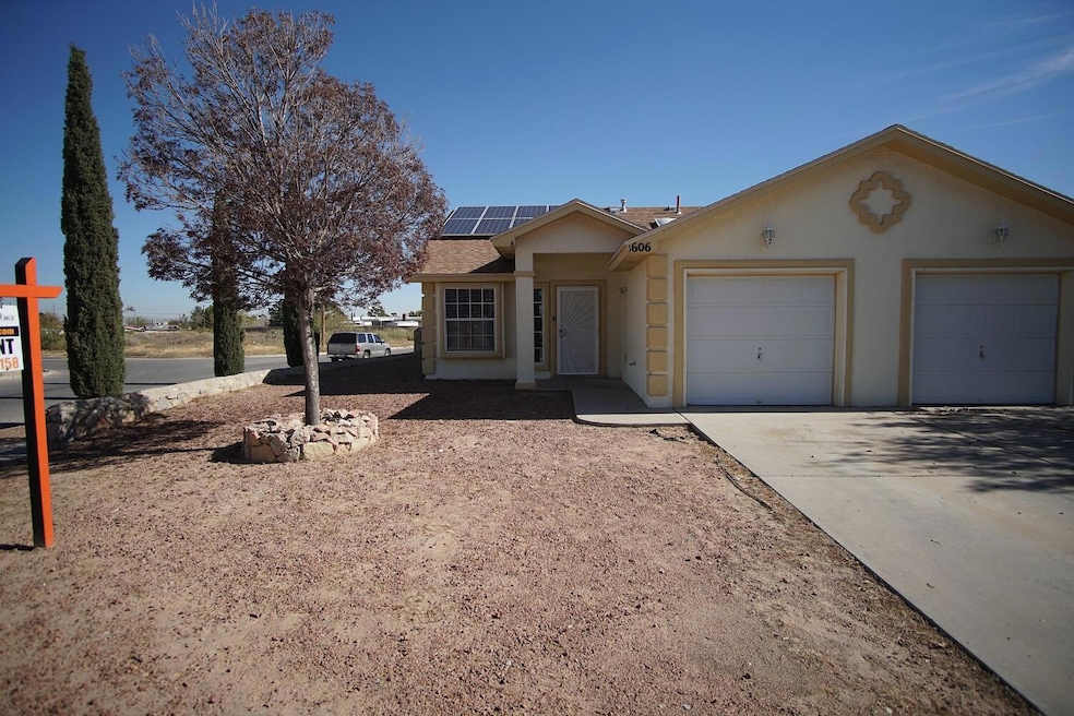 1606 Hartsdale Dr unit A, Horizon City, TX 79928 - photo 1