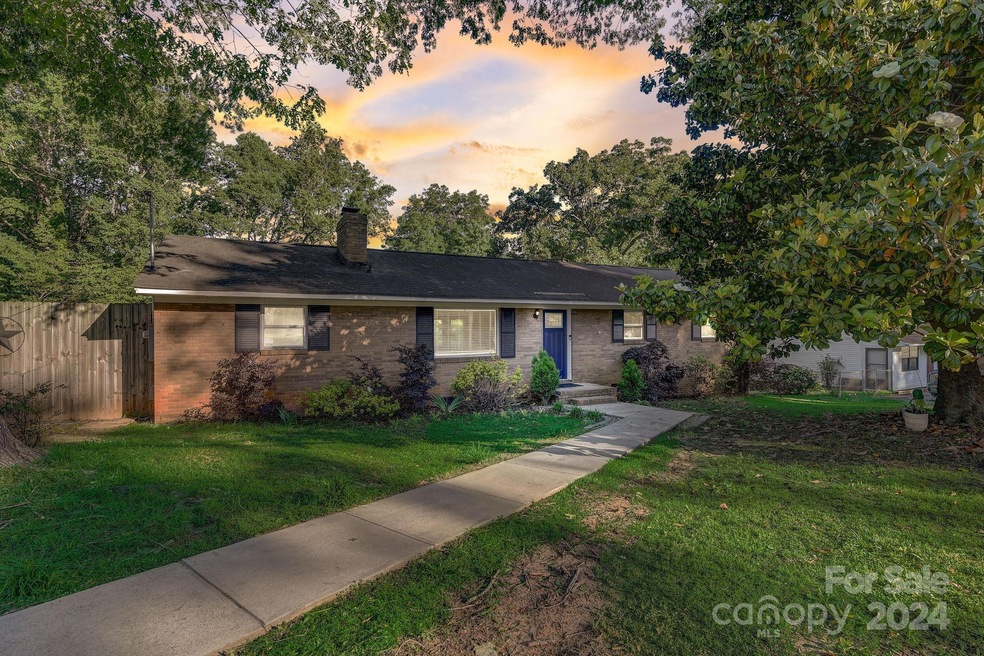 5080 Lewis Rd, Gastonia, NC 28052 - photo 1