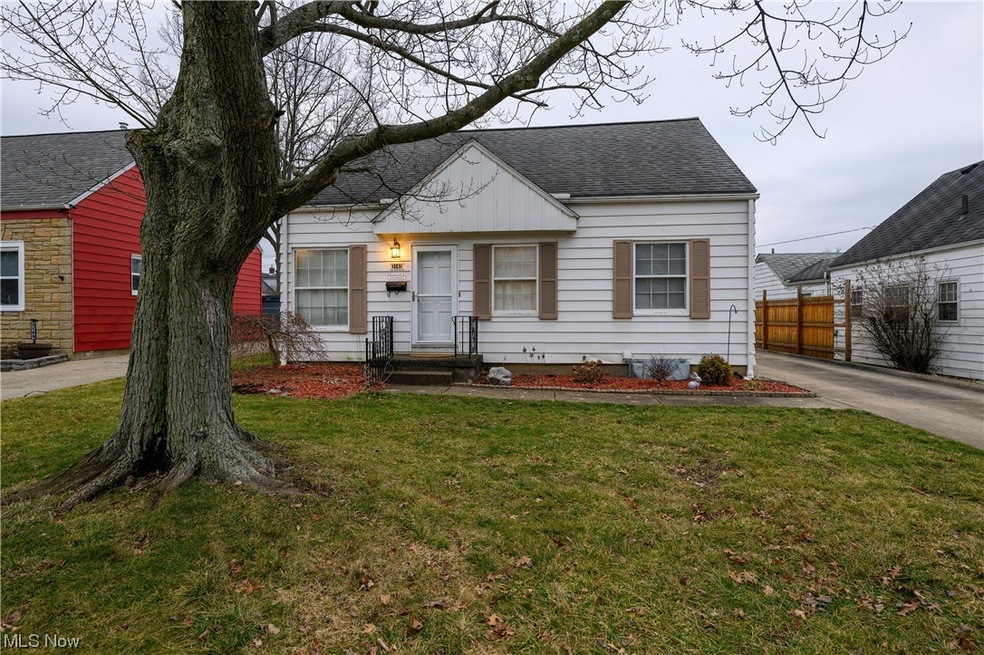 View of front of home featuring a front lawn