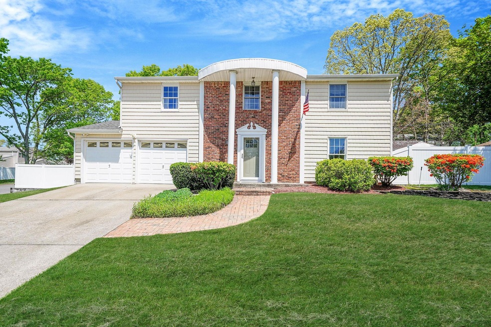 Pending $599,999