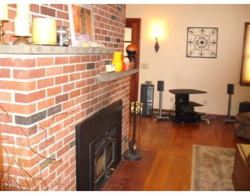 116 Maple St unit 116, Northborough, MA 01532 - photo 1