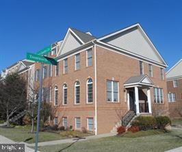 22101 Fair Garden Ln, Clarksburg, MD 20871 - photo 1