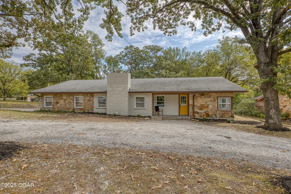 For Sale $299,950 • Co-Listing Agent