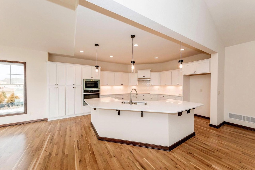 W129N6681 Northfield Dr unit Lt123, Menomonee Falls, WI 53051 - photo 1