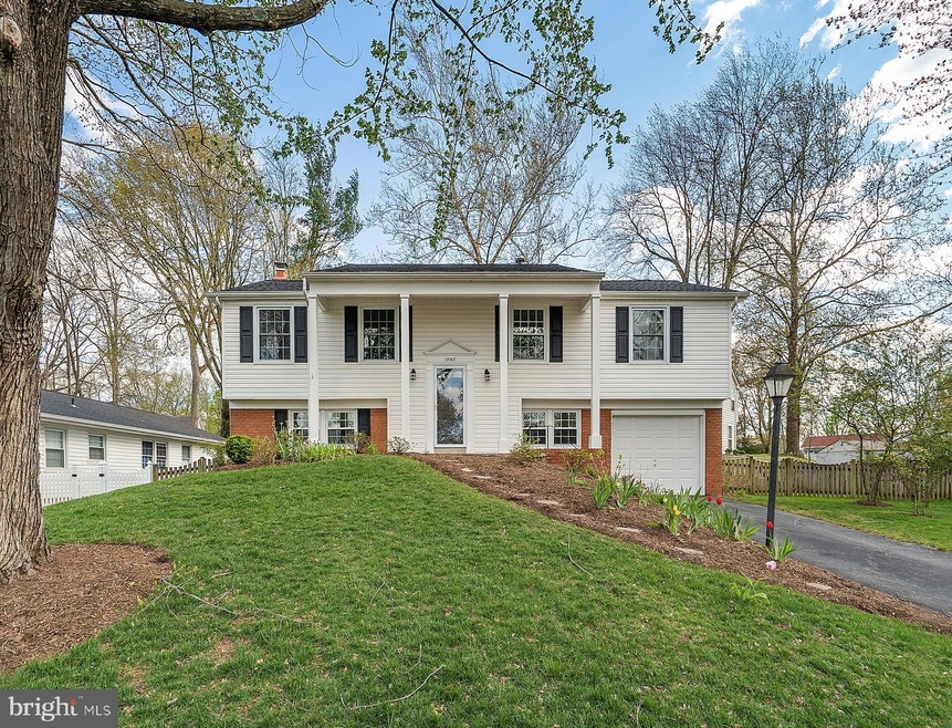 13143 Melville Ln, Fairfax, VA 22033 - photo 1