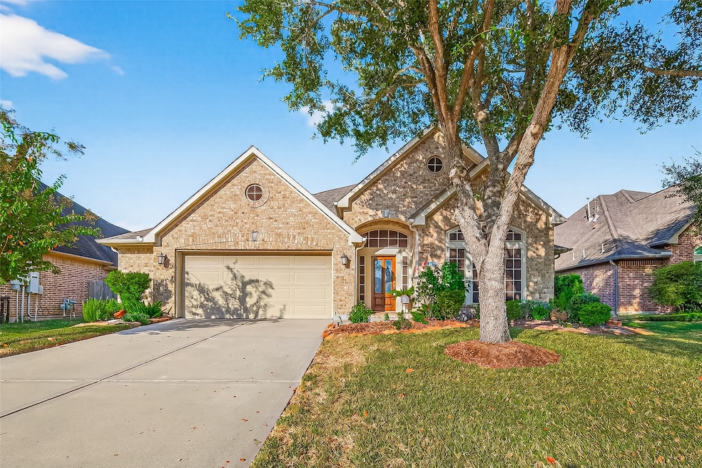 2807 Premier Cir, Rosenberg, TX 77471 - photo 1