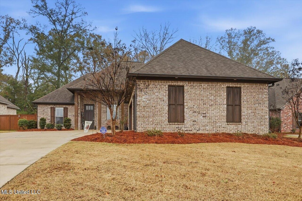 672 Conti Dr, Brandon, MS 39042 - photo 1