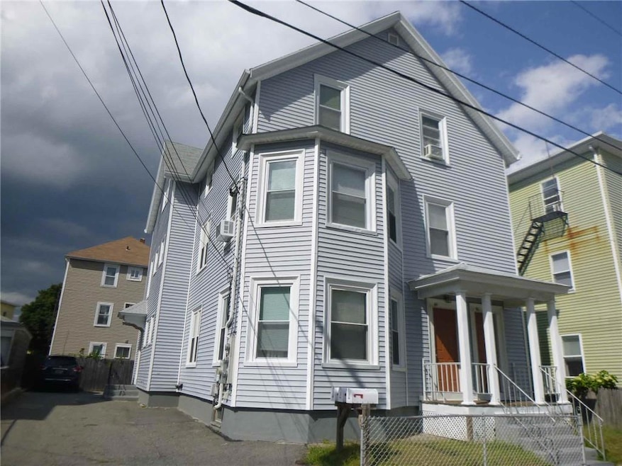46 Margaret St unit 2, Pawtucket, RI 02860 - photo 1