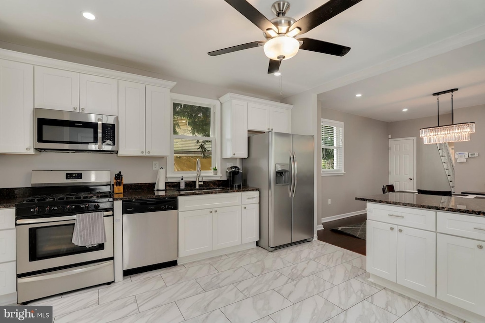 21 Lavern Ave, Halethorpe, MD 21227 - photo 1