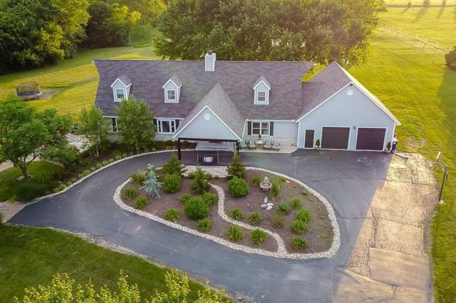 WELCOME HOME!