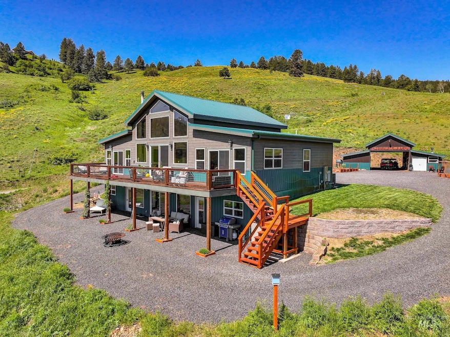For Sale $825,000