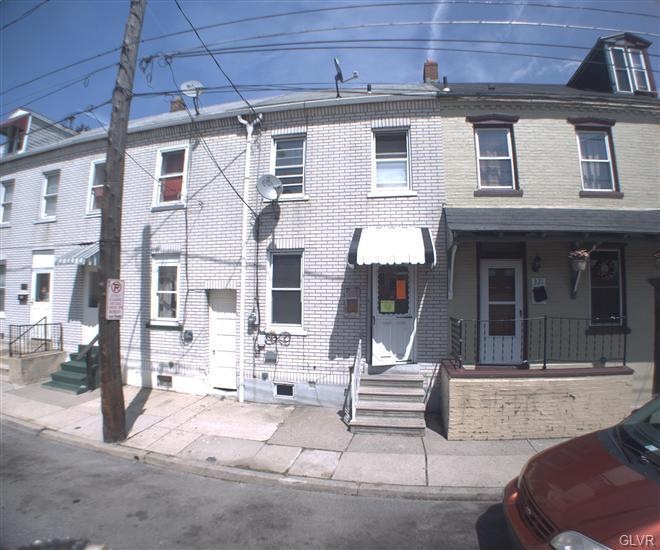 323 N 3rd St, Allentown, PA 18102 - photo 1