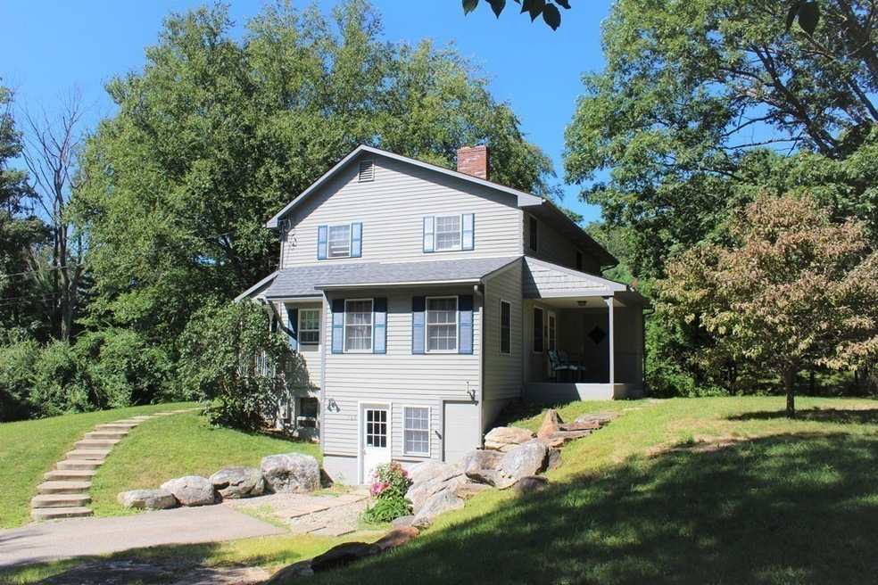 168 Cedar St, Sturbridge, MA 01566 - photo 1