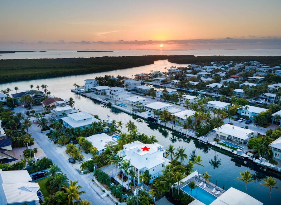 Under Contract $3,795,000