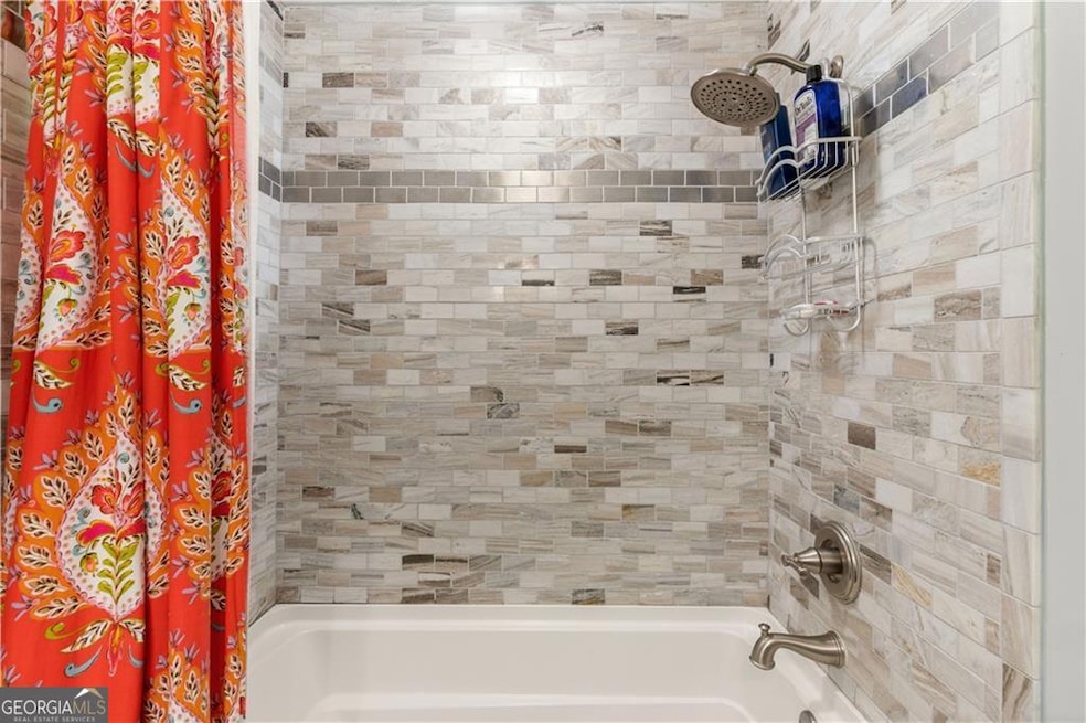 1035 Beachview Dr unit 201, Saint Simons Island, GA 31522 - photo 1