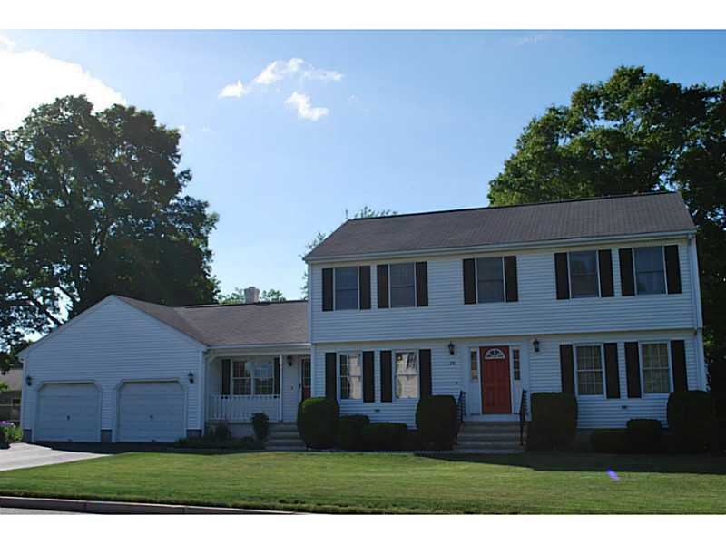 29 Factory Pond Cir, Greenville, RI 02828 - photo 1