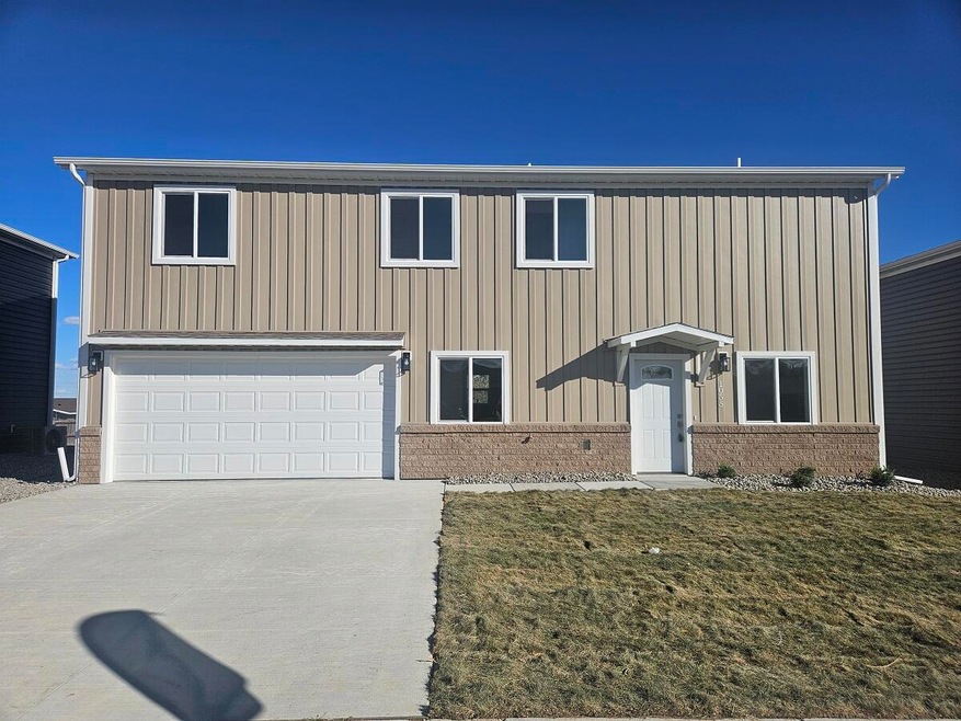1055 Covey Run Rd unit (M-8), Sheridan, WY 82801 - photo 1