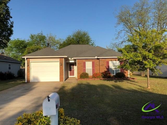 229 Tyson Glen Dr, Warner Robins, GA 31088 - photo 1