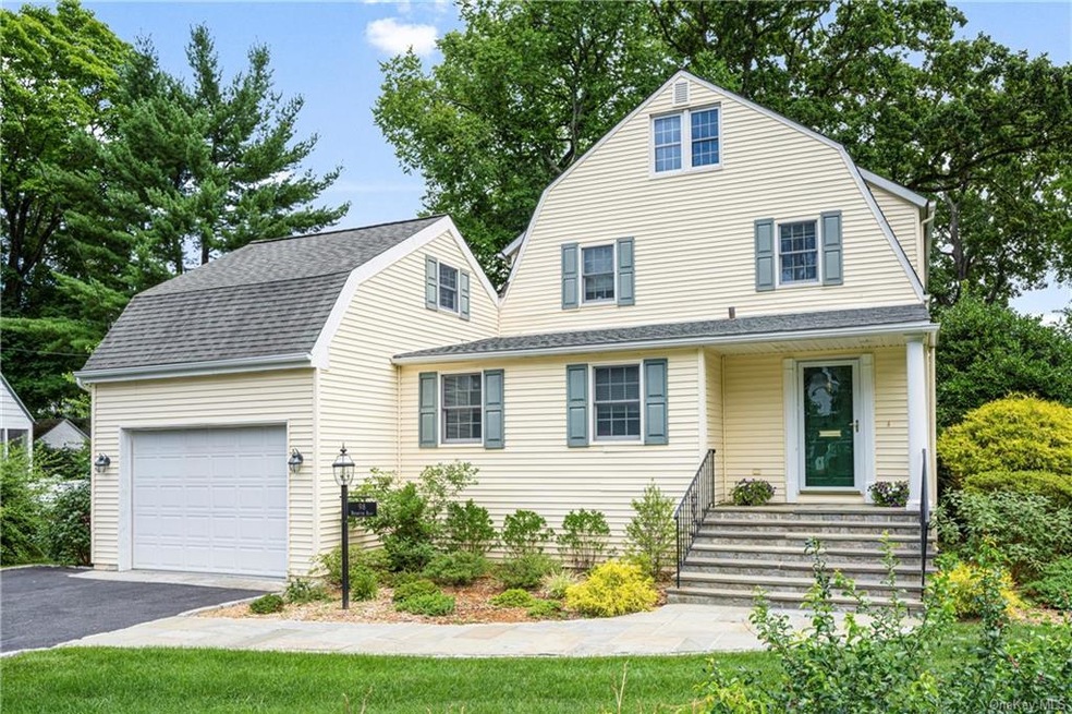 Welcome to this fabulous home.