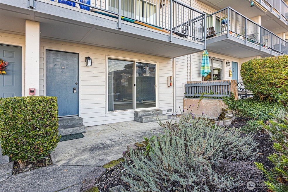 Pending $275,000 • Co-Listing Agent