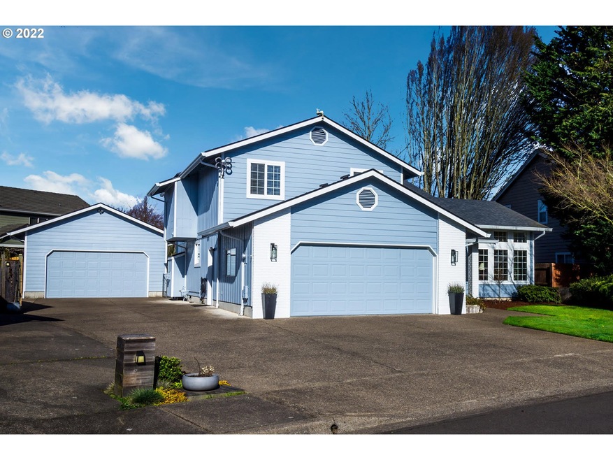 3478 Honeywood St, Eugene, OR 97408 - photo 1