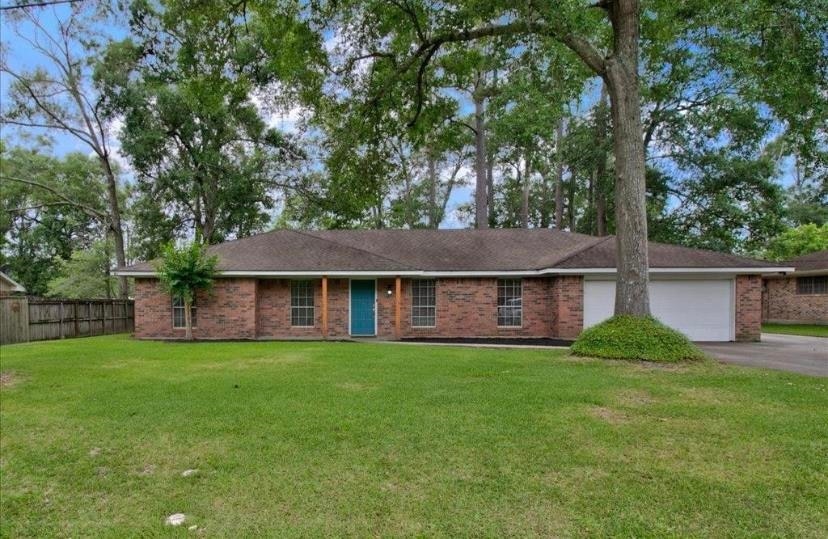 120 Greentree St, Lumberton, TX 77657 - photo 1