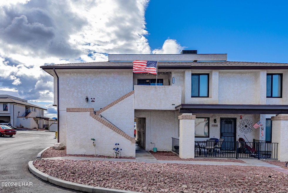 1902 Montana Vista D Unit Front View