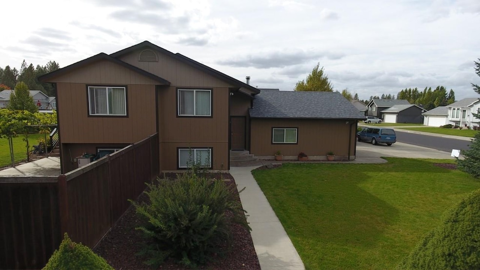 17413 N Astor St, Colbert, WA 99005 - photo 1