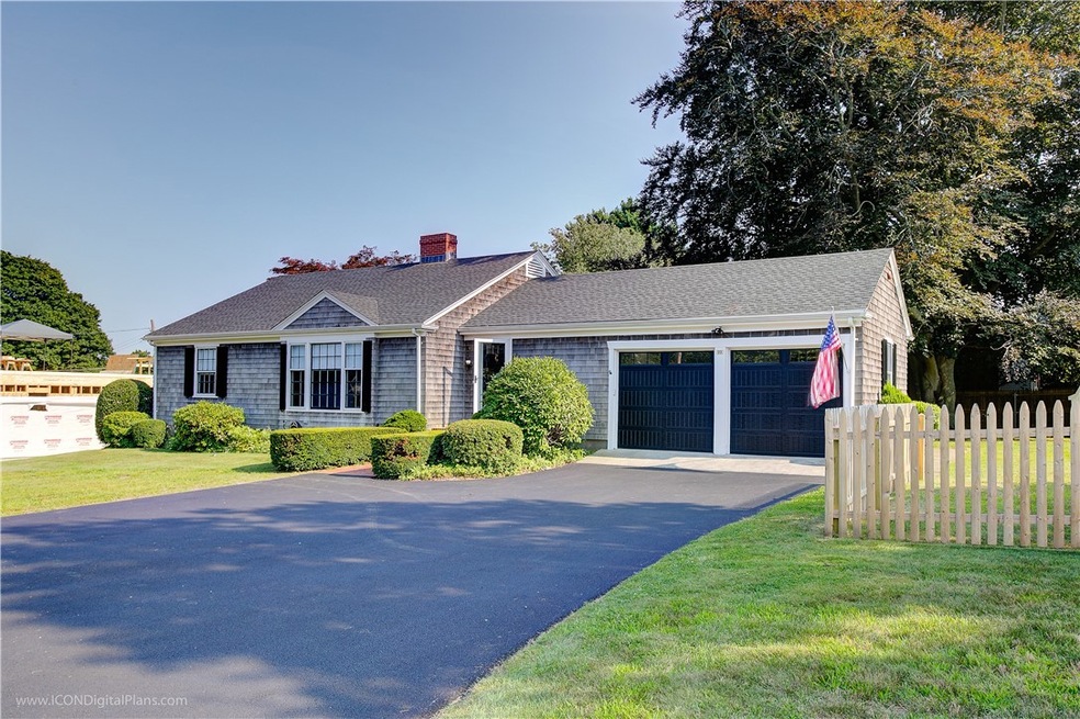 99 Boulevard, Middletown, RI 02842 - photo 1