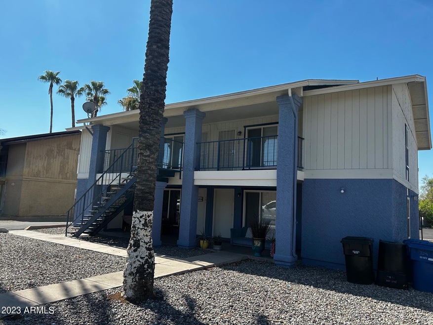 305 E Vine Cir unit 201, Mesa, AZ 85210 - photo 1