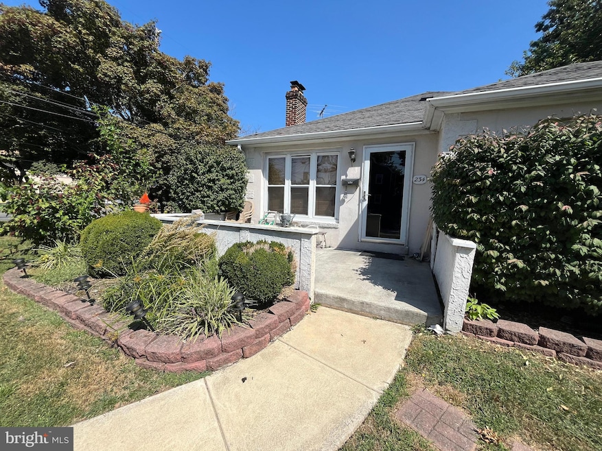 234 Fernwood Ave, Folsom, PA 19033 - photo 1