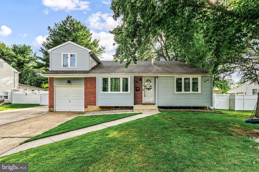Pending $365,000 • Co-Listing Agent