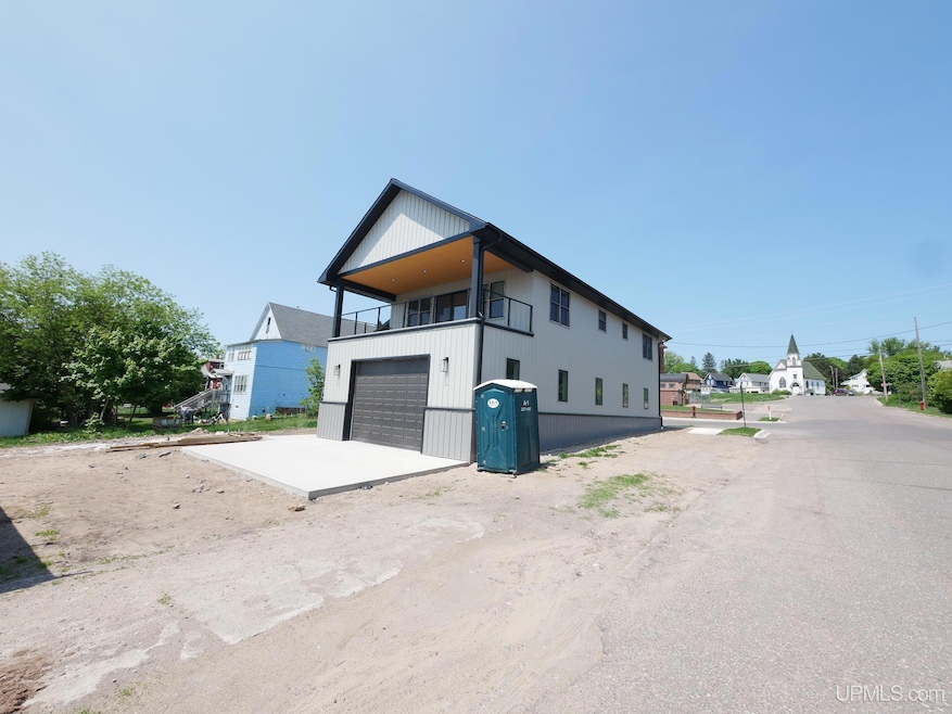 For Rent $2,500/month