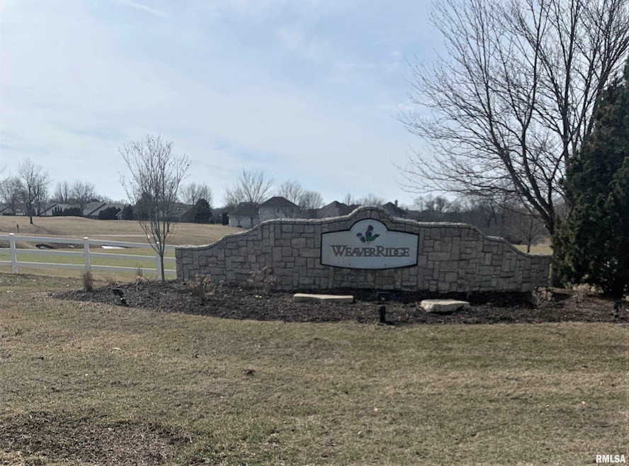 4577 N Thornhill Dr unit 102B, Peoria, IL 61615 - photo 1