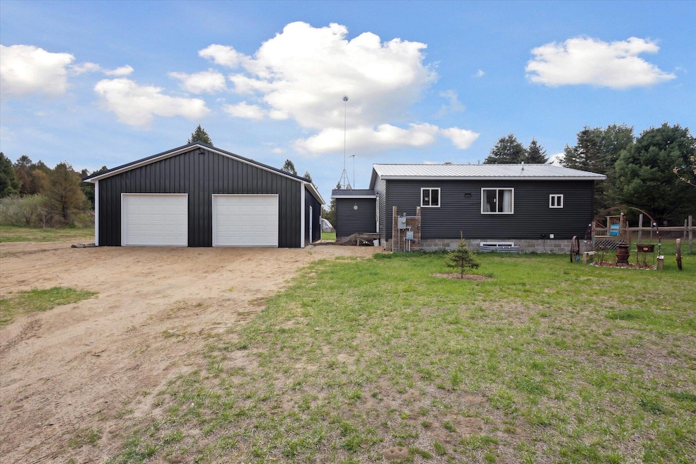 02-1366-Grow-Rd-NW-Stanton-MI-48888-Wind